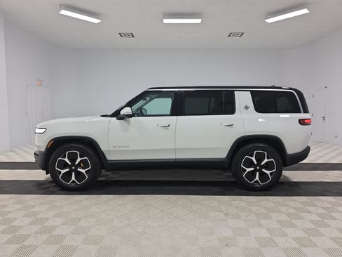 Used 2023 Rivian R1S Adventure Quad AWD/4WD image 2
