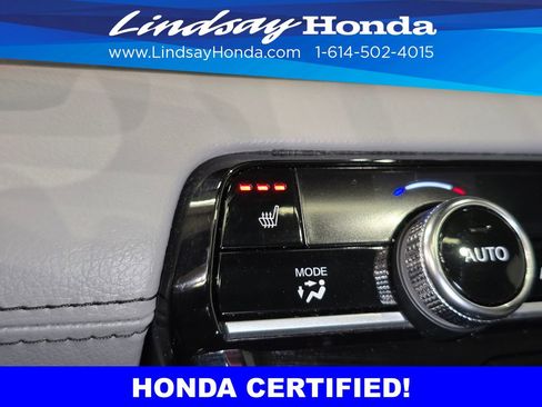 Certified 2025 Honda Pilot Touring image 21