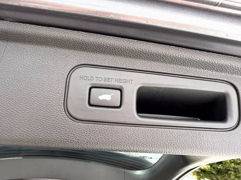 Used 2025 Honda Odyssey EX-L image 30