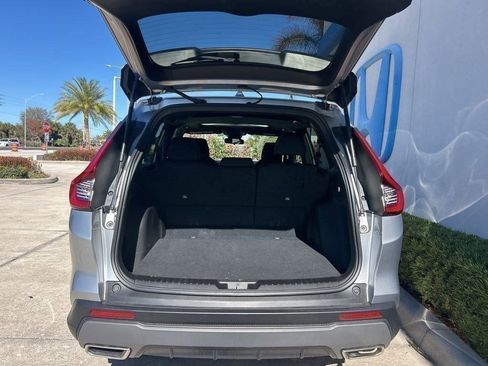 Used 2023 Honda CR-V Sport image 8