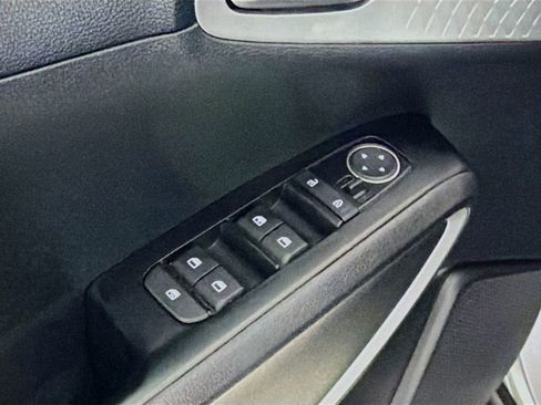 Used 2024 Kia Soul LX w/ Option Group 015 image 20