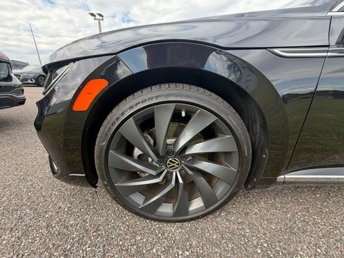 Used 2023 Volkswagen Arteon SEL image 4