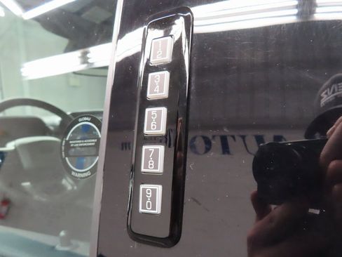 Used 2024 Ford F150 XLT w/ FX4 Off-Road Package image 54