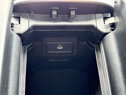 New 2026 Mercedes-Benz GLC 300 image 29