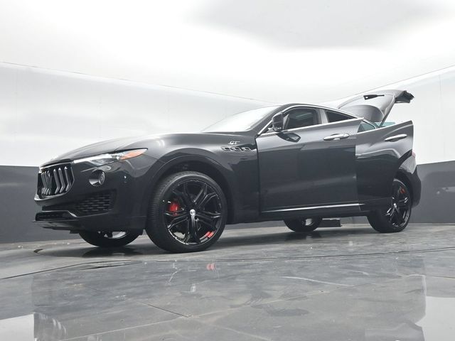 Used 2023 Maserati Levante GT AWD/4WD image 72