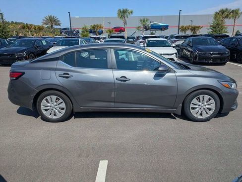 Used 2021 Nissan Sentra S FWD image 2