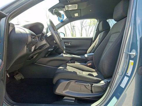 Used 2024 Honda HR-V Sport image 15