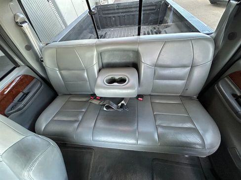 Used 2003 Ford F350 Lariat RWD image 17