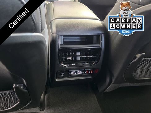 Used 2025 Jeep Grand Cherokee Limited AWD/4WD image 11