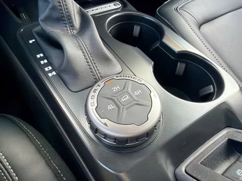 New 2026 Ford Bronco Outer Banks AWD/4WD image 19