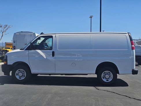 New 2024 Chevrolet Express 2500 w/ Driver Convenience Package image 4