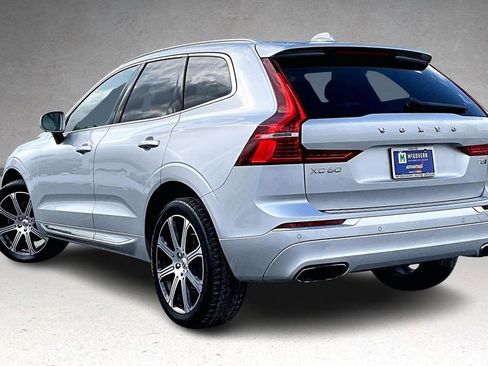 Used 2021 Volvo XC60 T5 Inscription w/ Advanced Package image 4