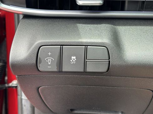 Certified 2024 Hyundai Elantra SEL FWD image 26