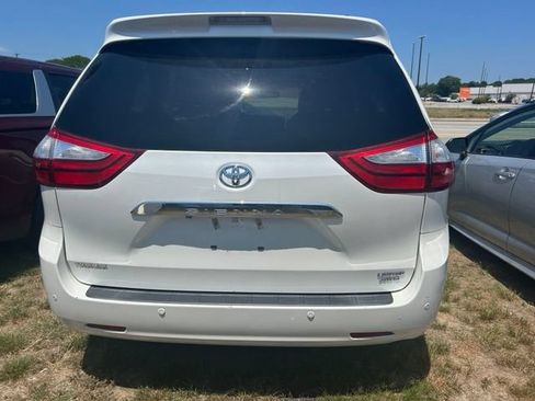 Used 2016 Toyota Sienna Limited Premium w/ Protection Package AWD/4WD image 5