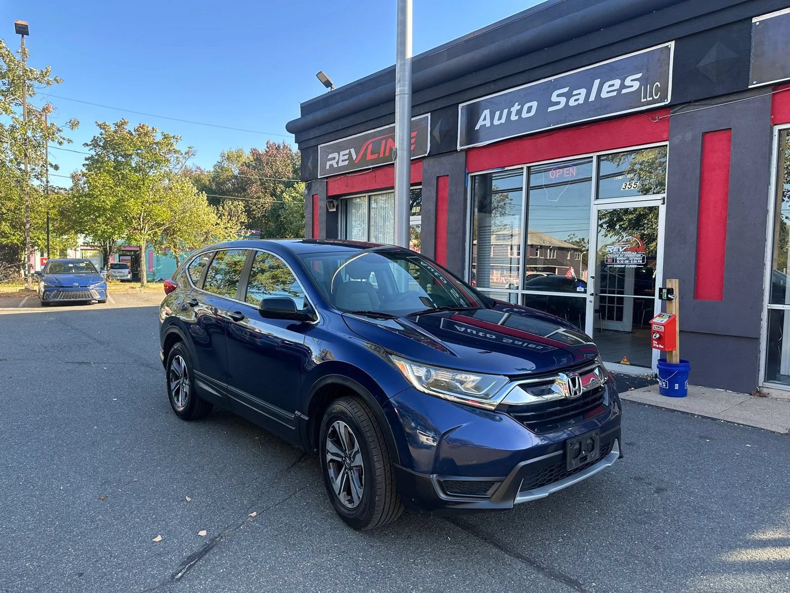 Used 2017 Honda CR-V LX image 1