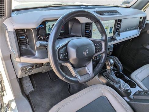 Used 2023 Ford Bronco Wildtrak AWD/4WD image 10