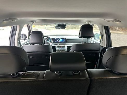 Used 2025 Hyundai Santa Fe XRT image 15