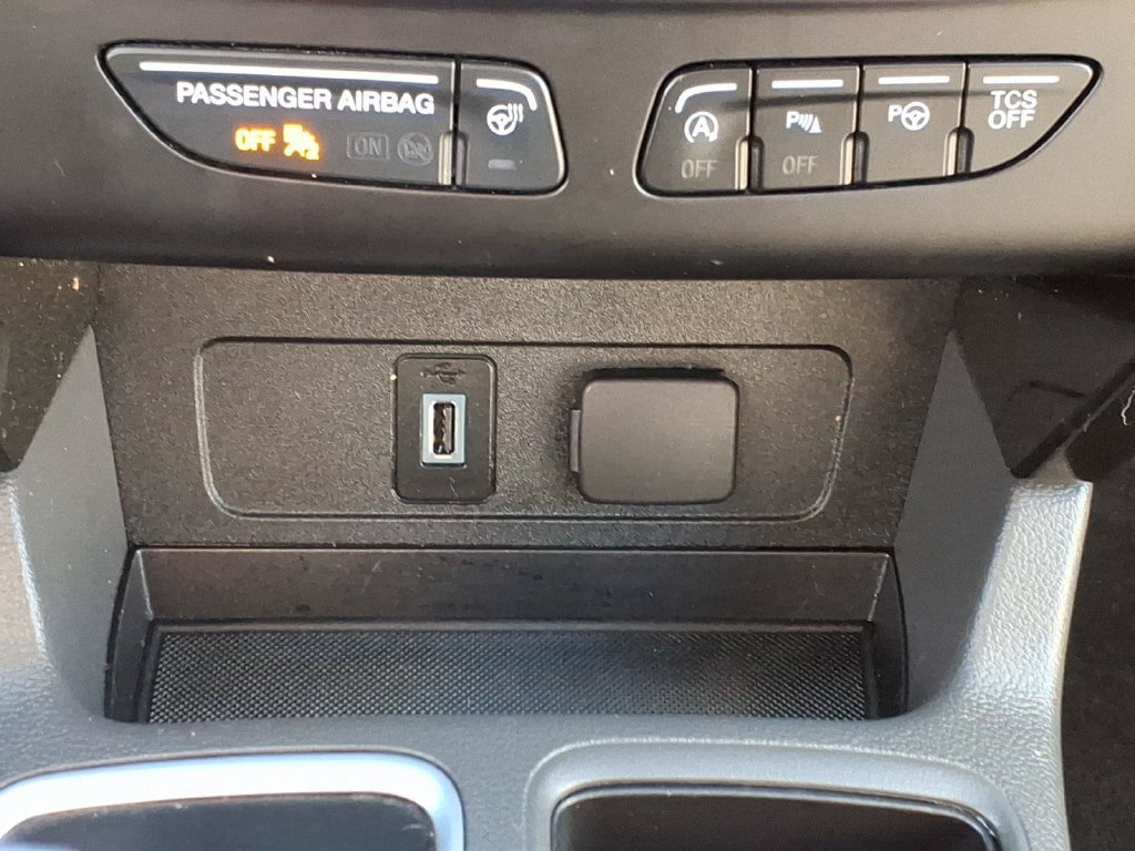 Used 2018 Ford Escape Titanium AWD/4WD image 20