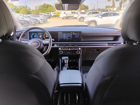 Used 2025 Hyundai Tucson SEL image 48