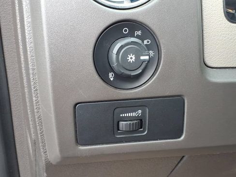 Used 2010 Ford F150 XLT AWD/4WD image 16