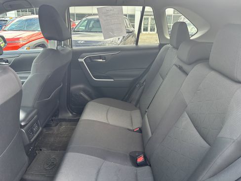 Used 2024 Toyota RAV4 XLE AWD/4WD image 11