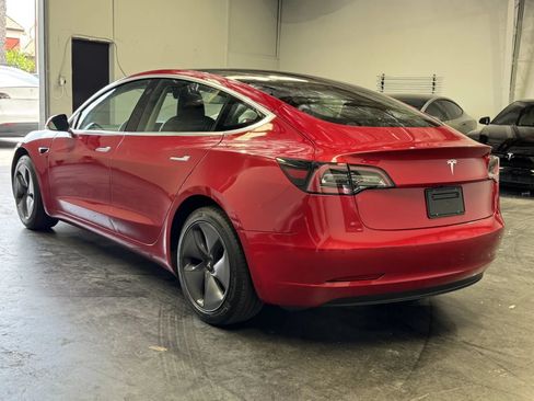 Used 2020 Tesla Model 3 RWD image 2