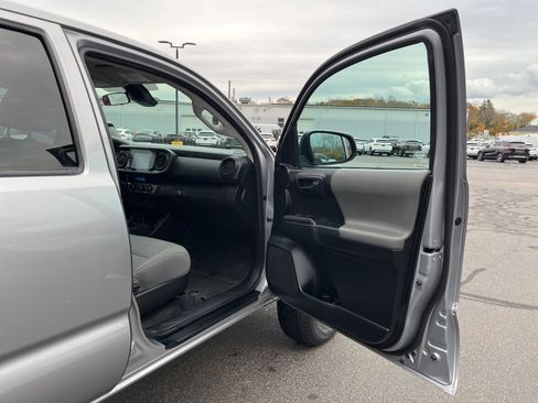 Used 2021 Toyota Tacoma SR image 20