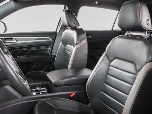 Used 2020 Volkswagen Atlas Cross Sport SEL Premium R-Line image 26