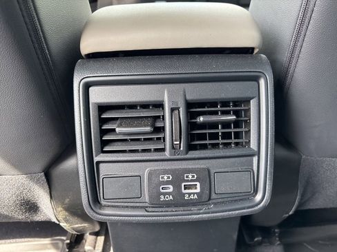 Used 2025 Subaru Forester Premium w/ Convenience Package #1 AWD/4WD image 7