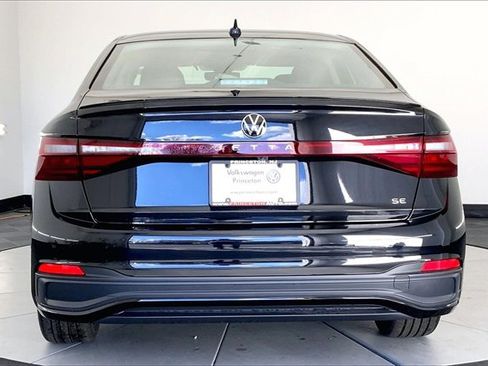 New 2026 Volkswagen Jetta SE image 5