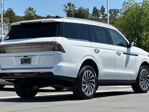 New 2026 Lincoln Navigator Black Label image 3