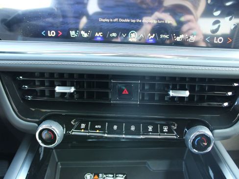 New 2026 Chevrolet Tahoe Premier w/ Sun And Tow Package AWD/4WD image 47