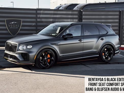 Used 2025 Bentley Bentayga image 1