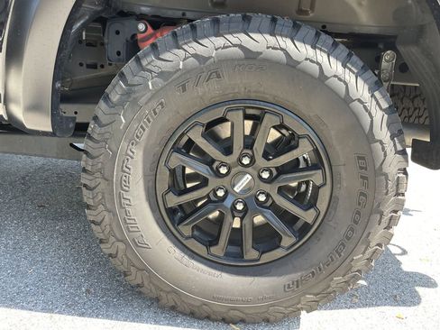 Used 2025 Ford F150 Raptor image 34