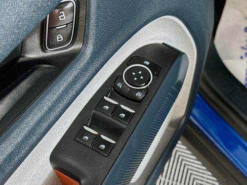 Used 2022 Ford Maverick XLT FWD image 17