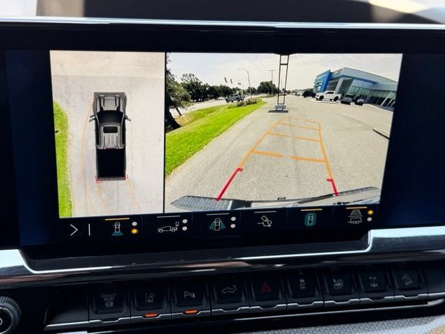 Used 2024 Chevrolet Silverado 2500 ZR2 w/ Technology Package AWD/4WD image 24