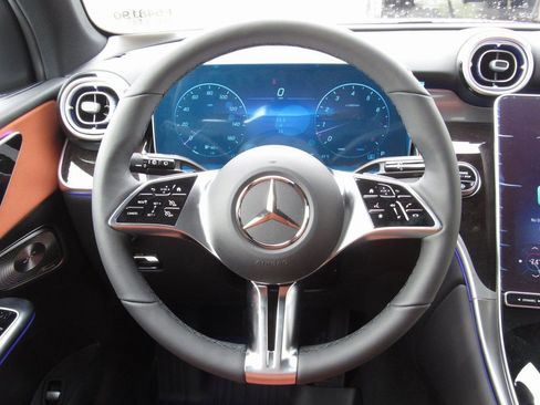 New 2026 Mercedes-Benz GLC 300 4MATIC image 25