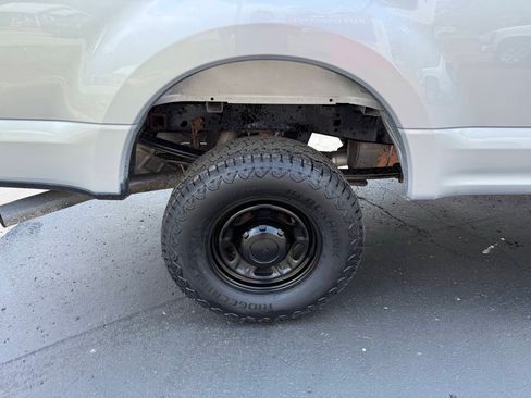 Used 2019 Ford F250 XL w/ Power Equipment Group AWD/4WD image 13