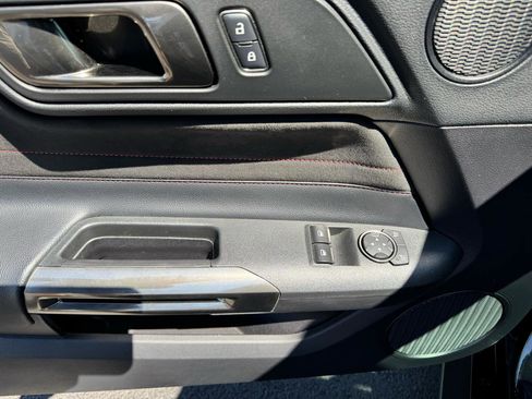 Used 2017 Ford Mustang Shelby GT350R w/ GT350R Equipment Group 920A image 17