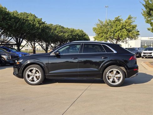 Used 2022 Audi Q8 Premium Plus image 12