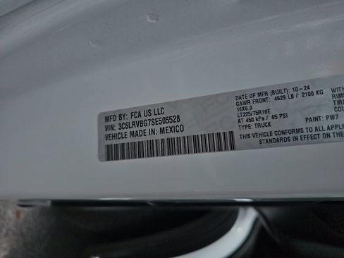 Used 2025 RAM ProMaster 1500 FWD image 29
