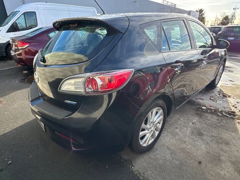 Used 2012 MAZDA MAZDA3 i Grand Touring image 3