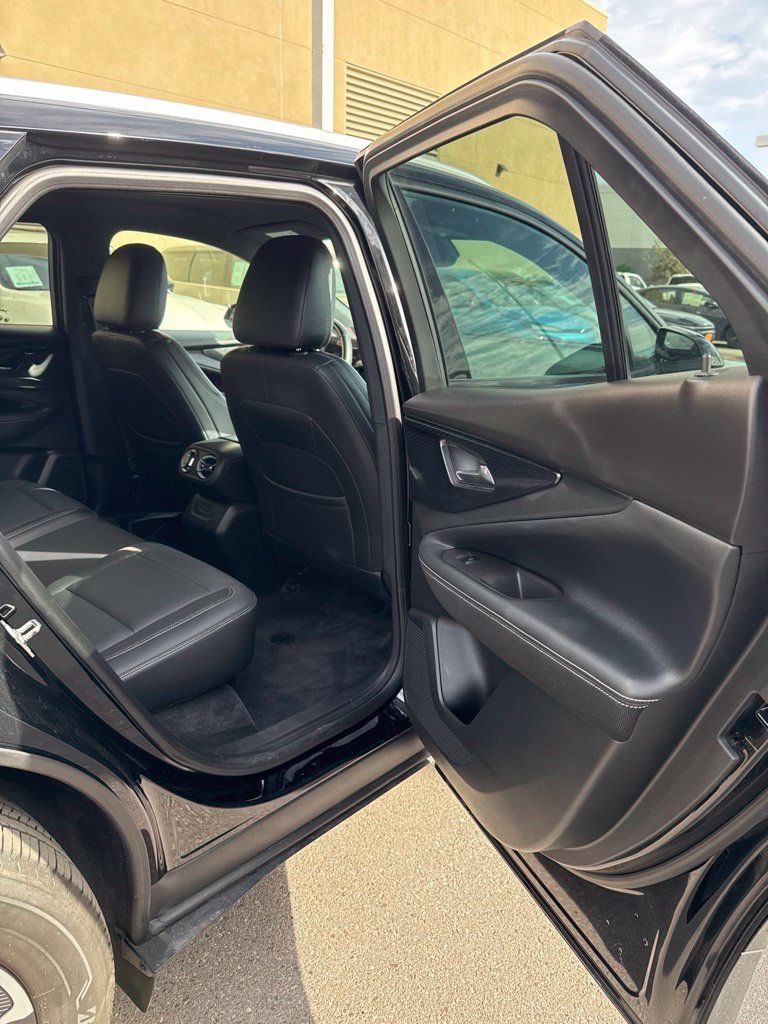 Used 2024 Chevrolet Blazer EV LT AWD/4WD image 22