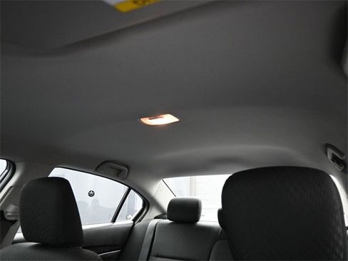 Used 2015 Honda Civic SE image 34