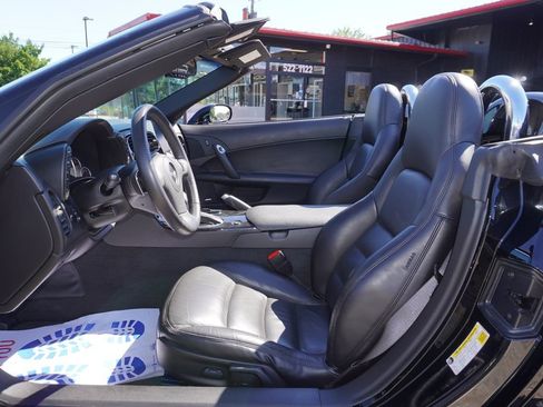 Used 2008 Chevrolet Corvette Convertible w/ Preferred Equipment Group RWD image 28