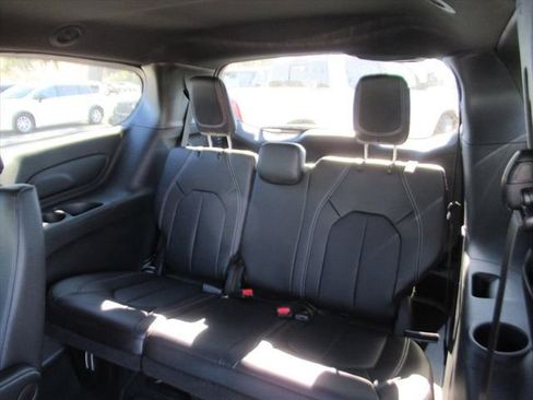 New 2026 Chrysler Voyager LX FWD image 30