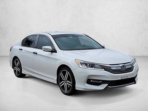 Used 2016 Honda Accord Sport image 3