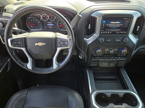 Used 2020 Chevrolet Silverado 2500 LTZ w/ LTZ Plus Package image 13