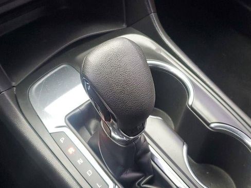 Used 2023 Chevrolet Equinox LS image 27