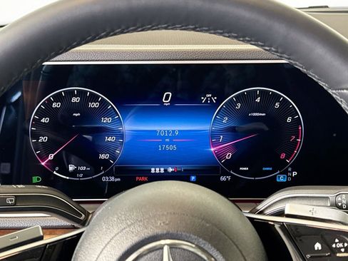 Used 2024 Mercedes-Benz GLE 350 4MATIC image 12